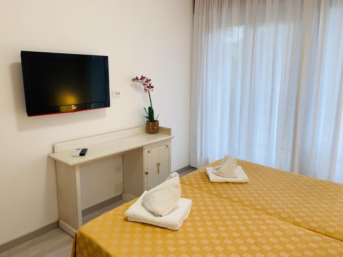 Hotel Adriaco グラード エクステリア 写真